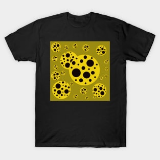 japanese pop art black and yellow polka dot design T-Shirt